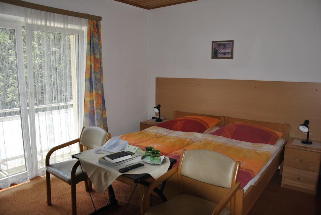Gasthof Und Pension Haunschmid Rechberg Habitación foto